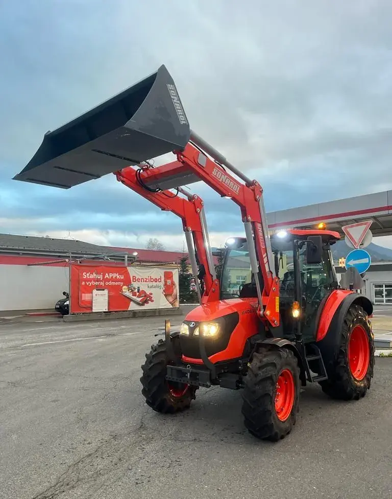 Kubota M4063