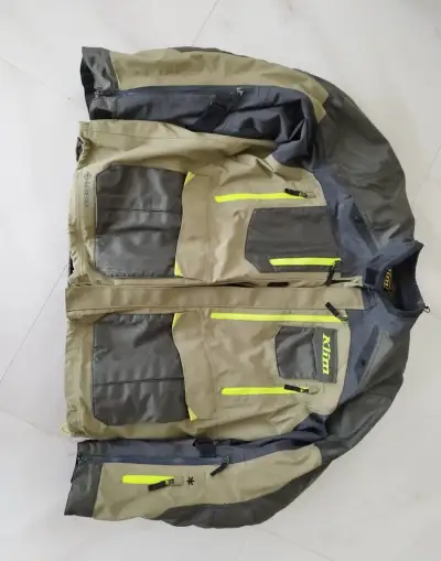 Moto bunda klim 180/186cm top stav