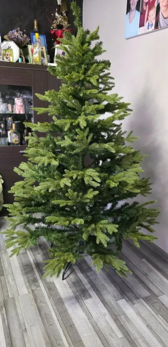 Vianočný stromček 180cm 3D