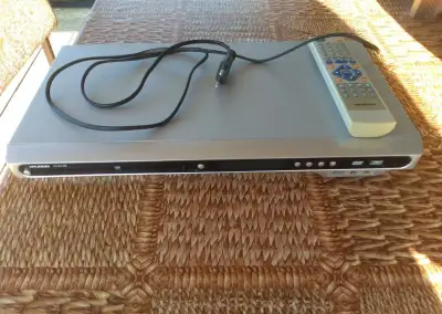 DVD Hyundai DV-5-X306