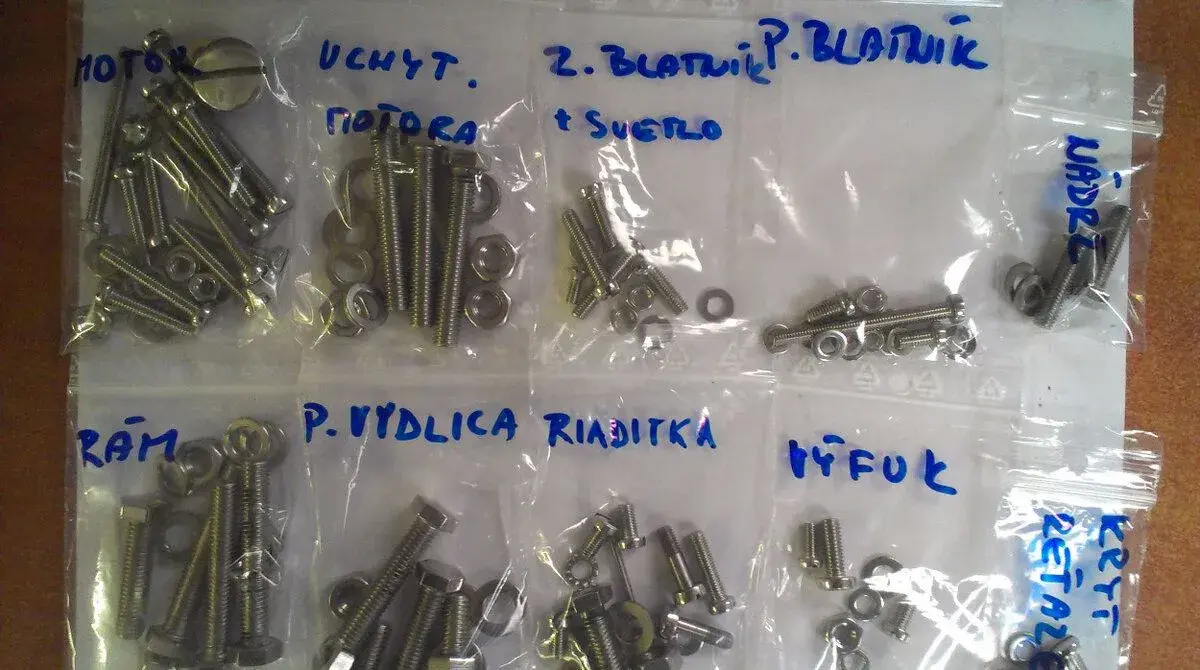 stadion S11 a S22 sada skrutiek
