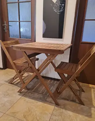 Balkónové sedenie
