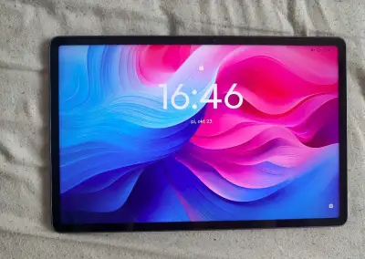 Tablet Lenovo Yoga Tab 12/256 GB, sivý.