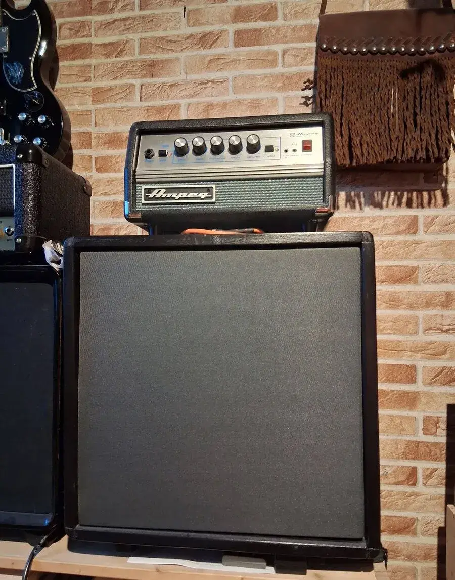 Ampeg Micro VR Head