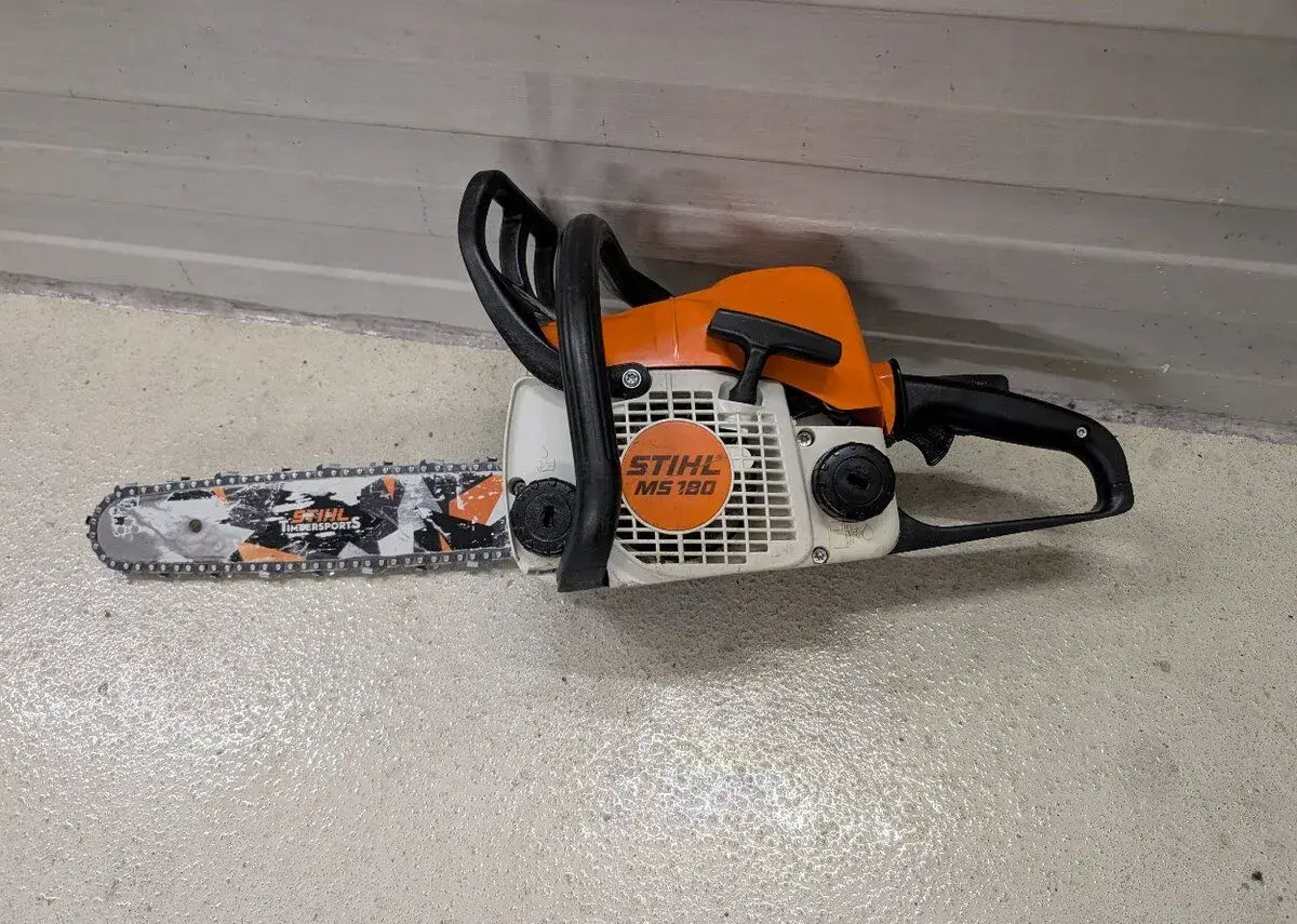 Stihl ms 180/C Motorova pila top stav