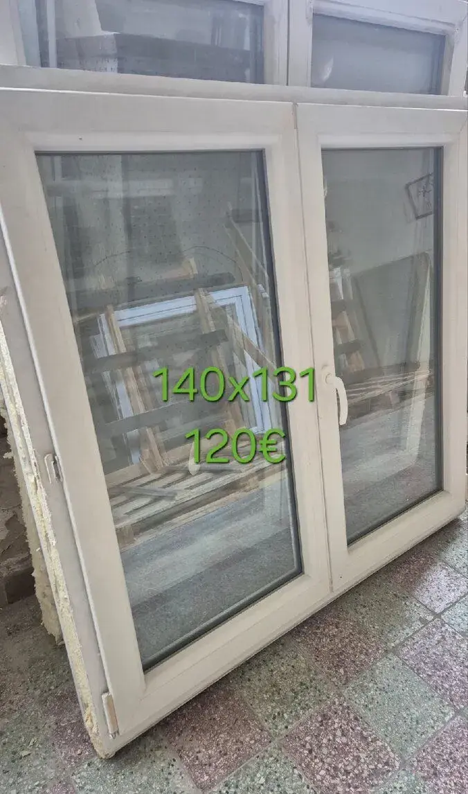 Plastové okno 140x131