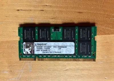 2 GB DDR2-667 MHz RAM Kingston