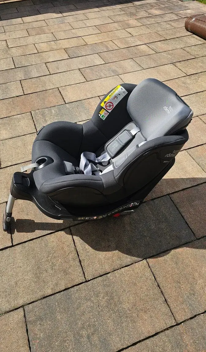 Britax Römer Dualfix i-Size / Dualfix M i-Size