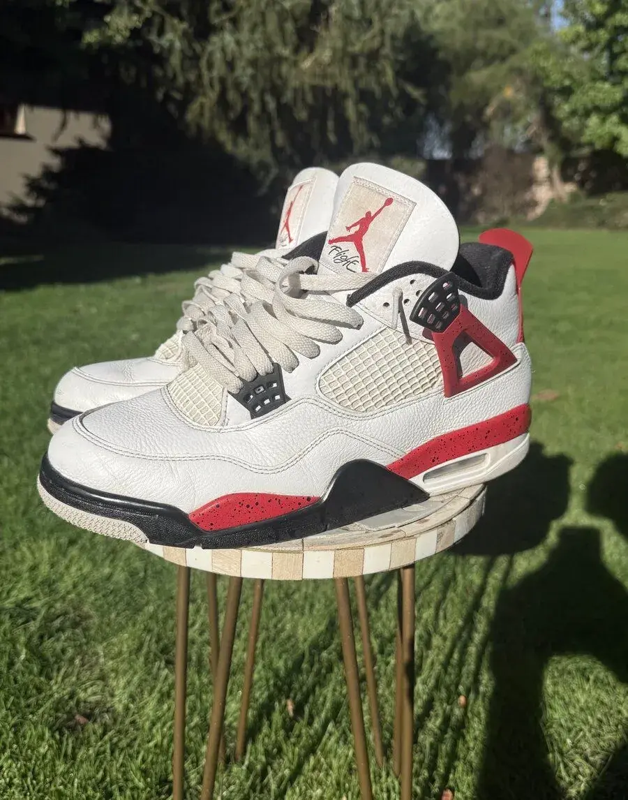 Air Jordan 4 Retro Red Cement