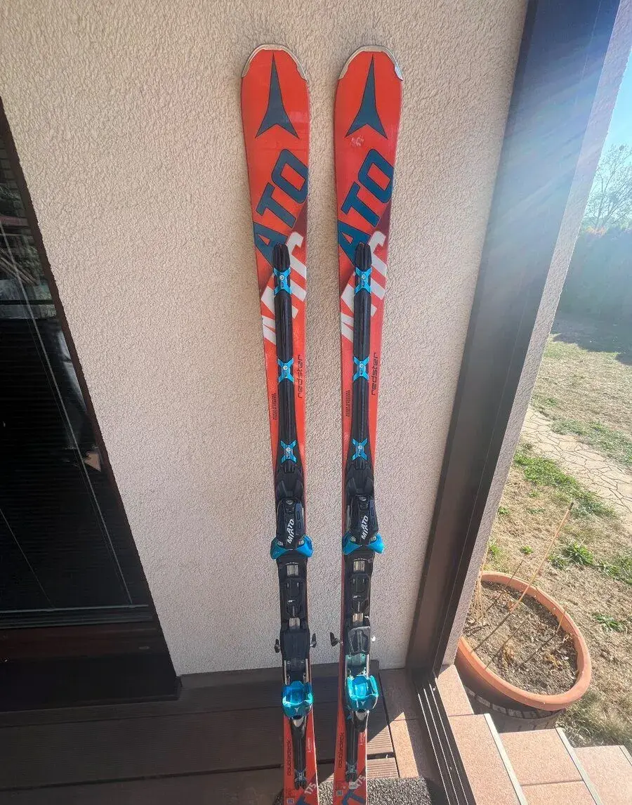 zjazdové lyže Atomic Redster Doubledeck 3.0