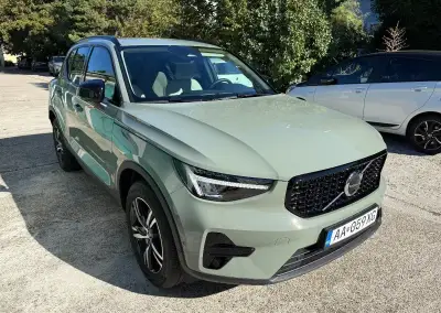 Volvo XC40 – 2025, 2 024 km